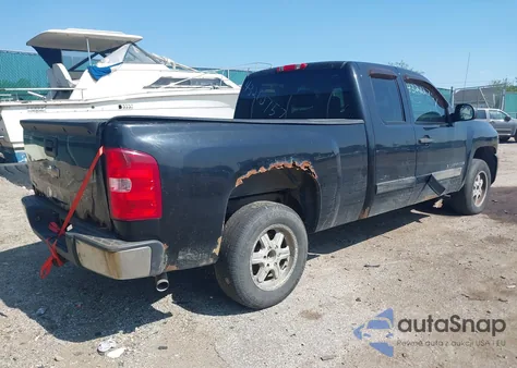 2008 Chevrolet Silverado 1500 Lt1 z USA, uszkodzony, nr VIN 1GCEC19068Z132726